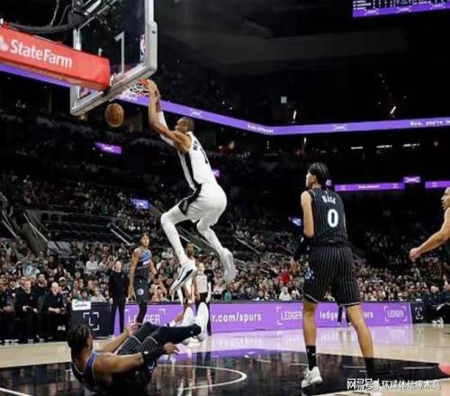 阿邦拉霍点,评基恩偏见,卡里克不受,星空体育平台,星空体育官方网站,星空体育登录入口,星空体育app下载