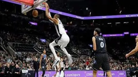 阿邦拉霍点评基恩偏见：卡里克不受支持，即便曼联大胜